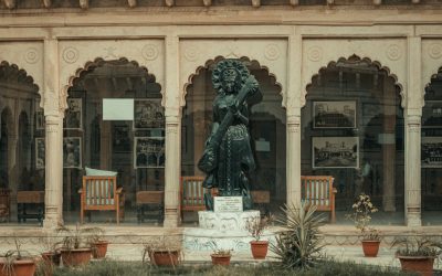 भारत के 10 सर्वश्रेष्ठ शास्त्रीय कला संग्रहालय शहर की यात्रा स्थलों